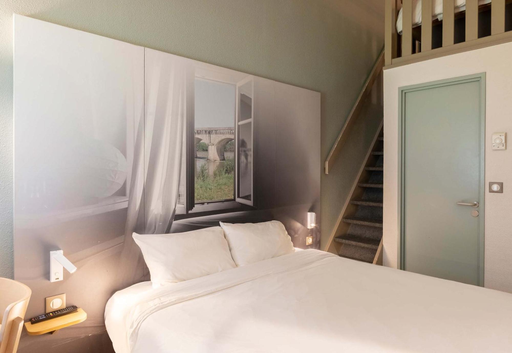 B&B Hotel Αζάν Εξωτερικό φωτογραφία