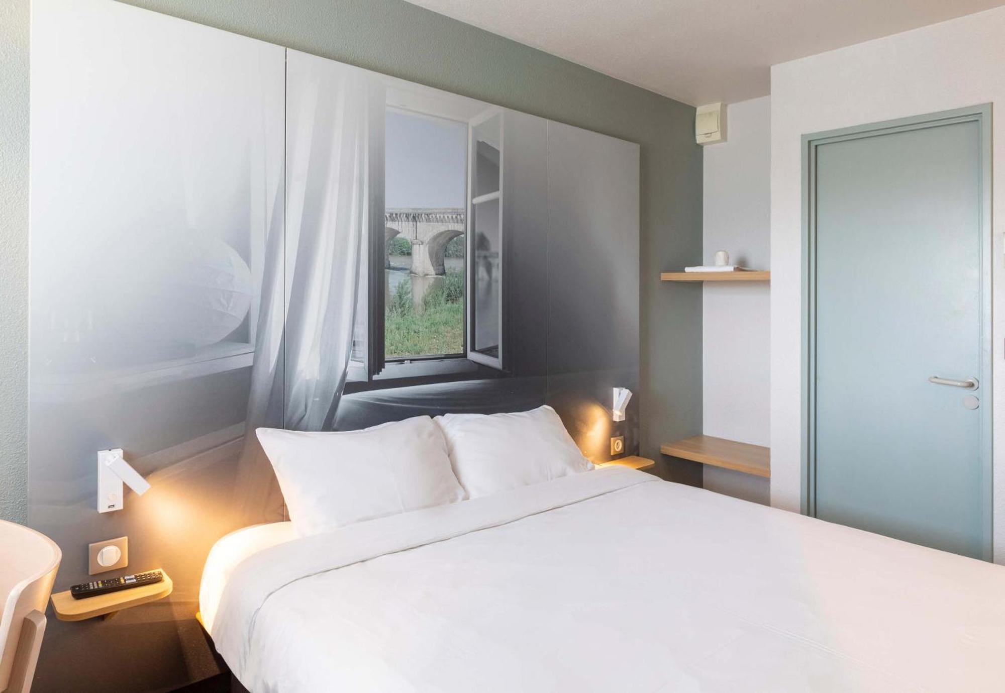 B&B Hotel Αζάν Εξωτερικό φωτογραφία